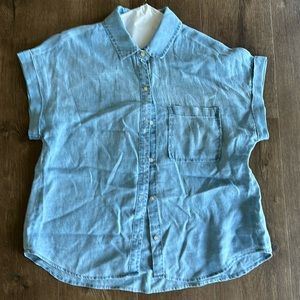 Bella Dahl small linen blouse
